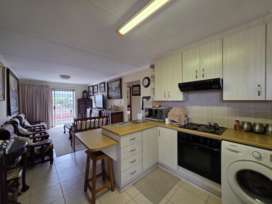 2 Bedroom Property for Sale in C Place Eastern Cape